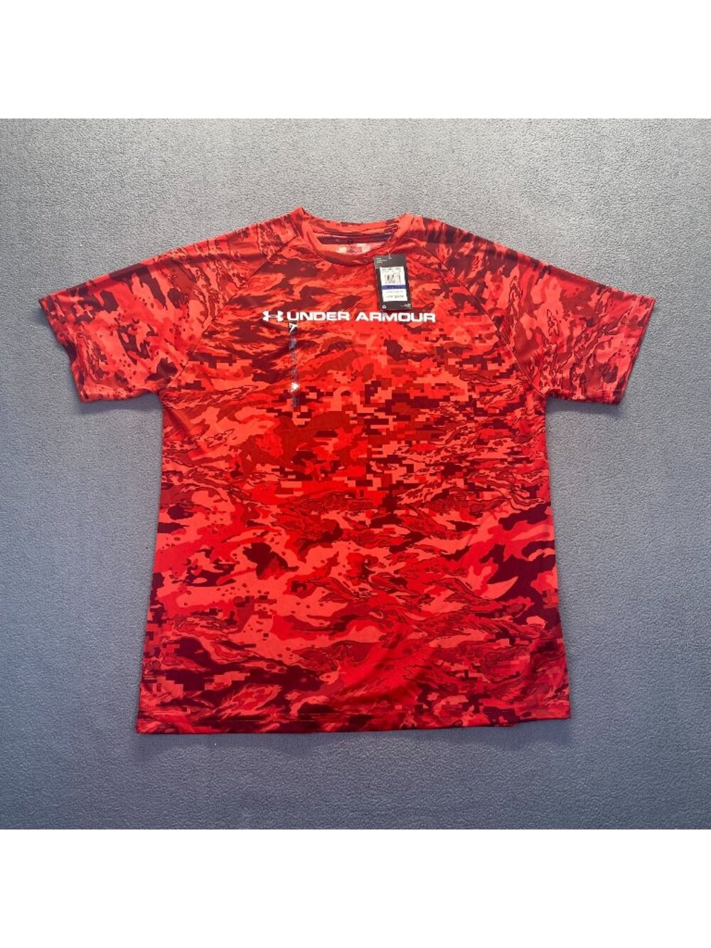Under Armour Men's Red Camo Loose  Short Sleeve T-Shirt Size XL Sports New